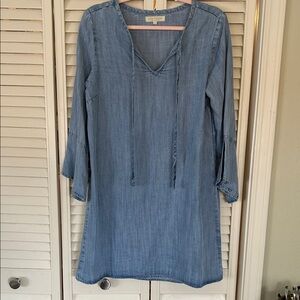 Side Stitch Light Blue Chambray Top